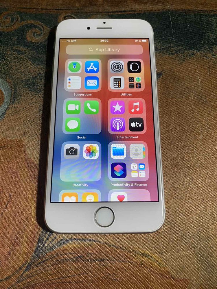 IPhone 6 S -64GB ,зарядно,модел:А 1633gray(сив)