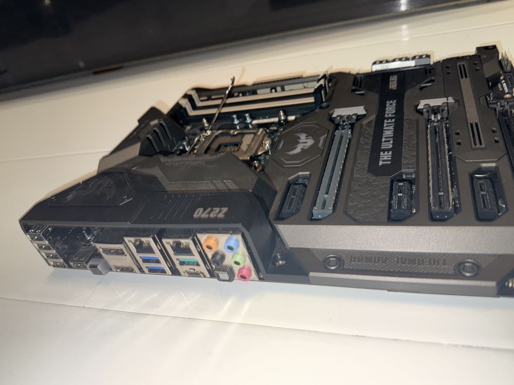 Дънна платка ASUS TUF Z270 Mark 1 ultimate force
