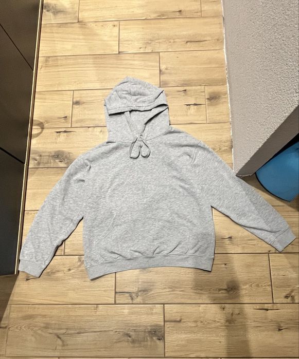 H&M сив суичер за момче (S)