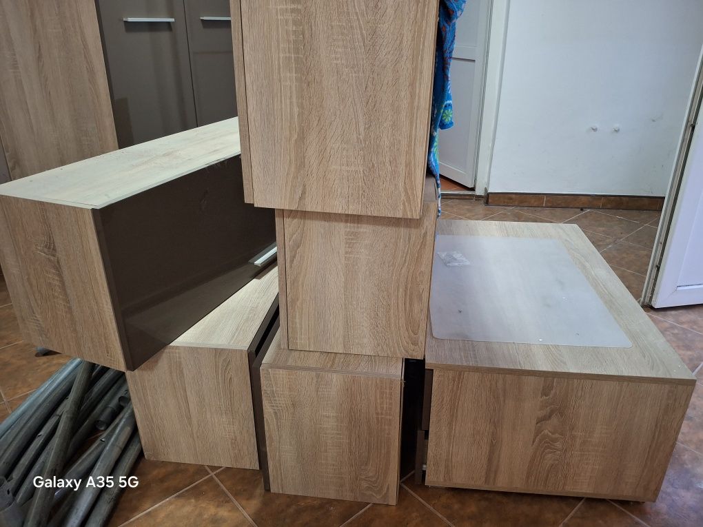 Vand mobila living Casa Rusu în stare perfecta