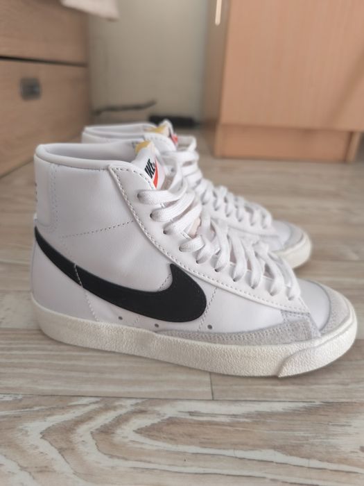 Nike blazer 77 маратонки