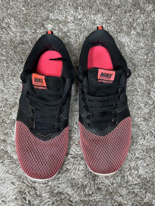 Дамски маратонки Nike, 37,5 номер