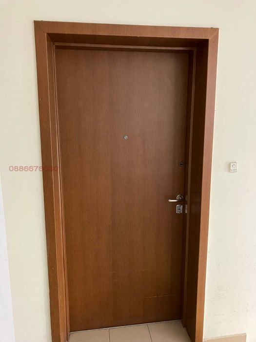 Собственик отдава под наем обзаведен двустаен апартамент