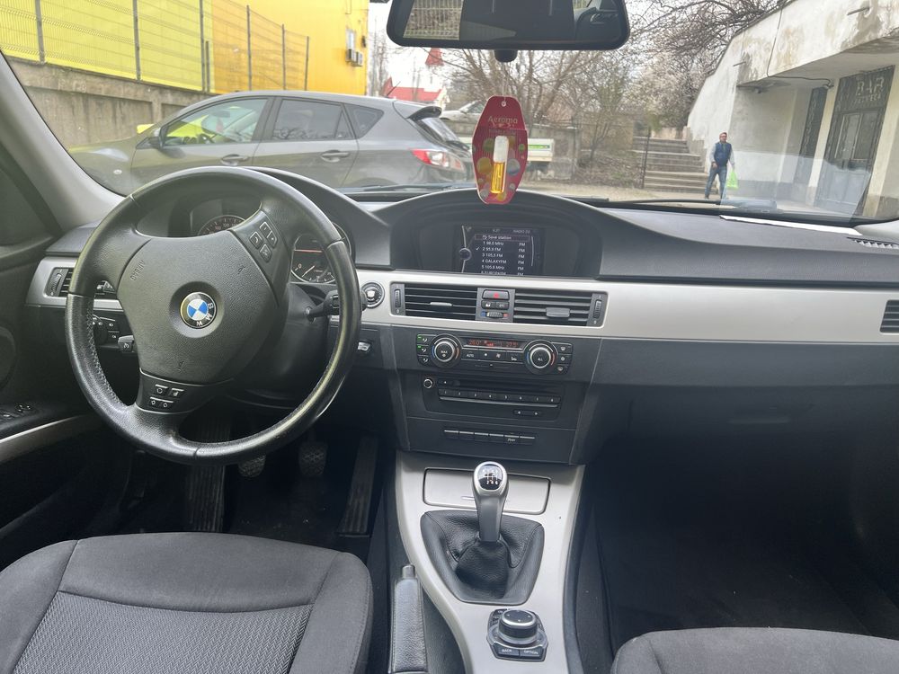 Vand Bmw seria 3 e91 2.0 diesel 2009 facelift euro 5 RAR inclus