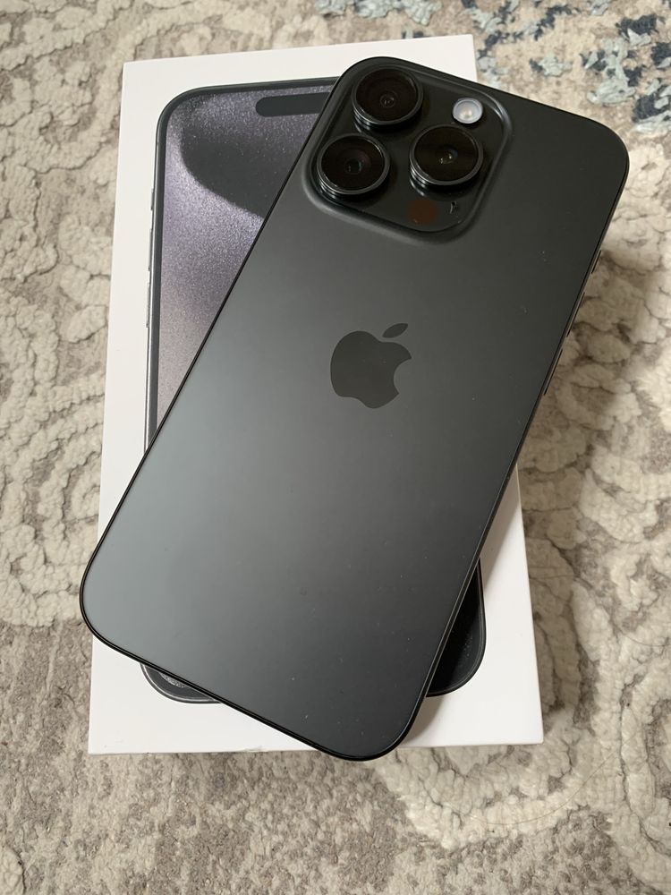 IPhone 15 pro 128gb Black Titanium