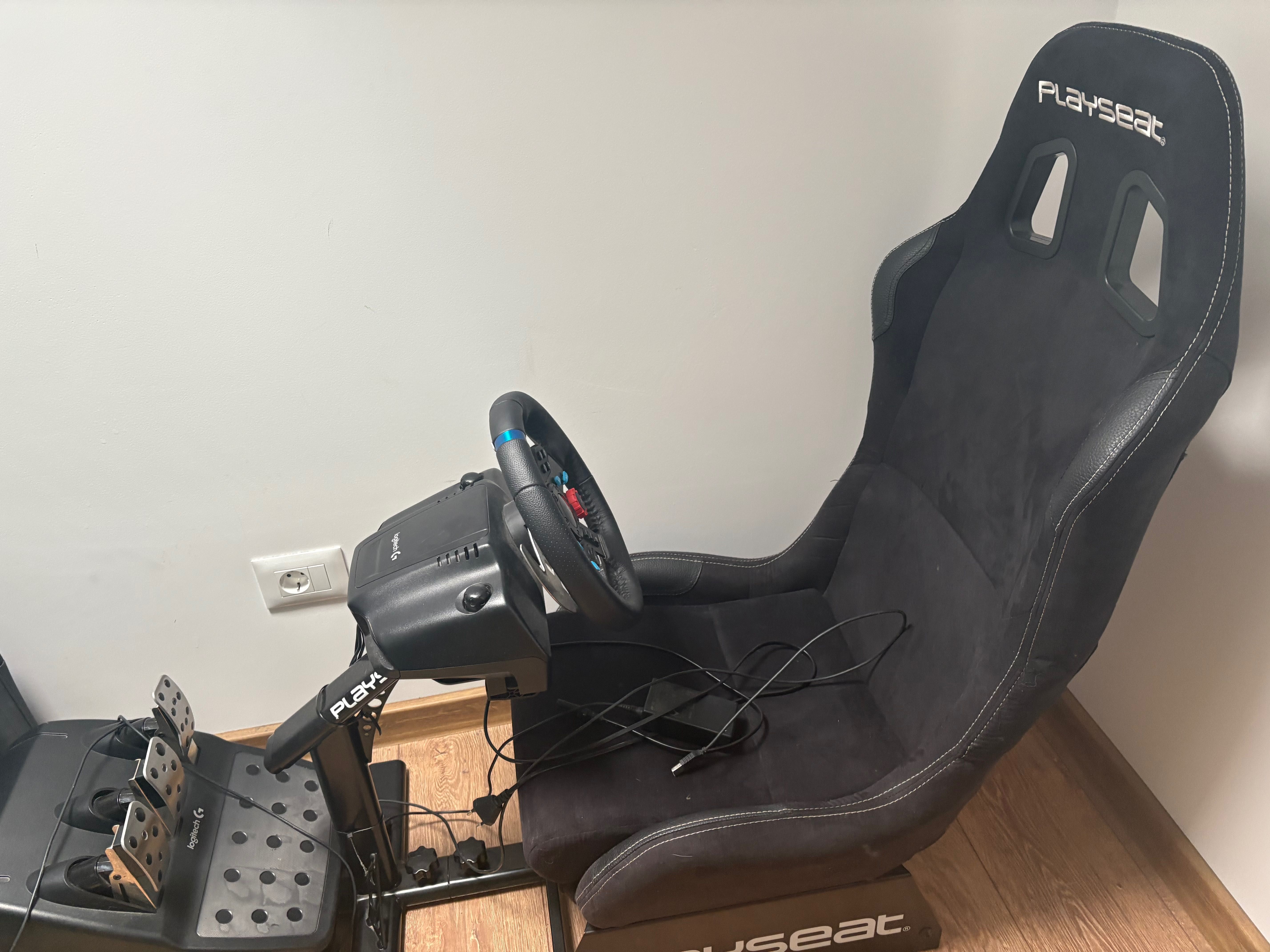 Scaun Gaming Cockpit Playseat Evolution Alcantara nou 300 euro
