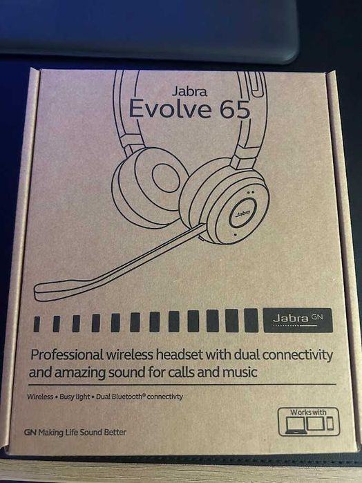 Безжични блутут слушалки с микрофон Jabra Evolve 65 нови