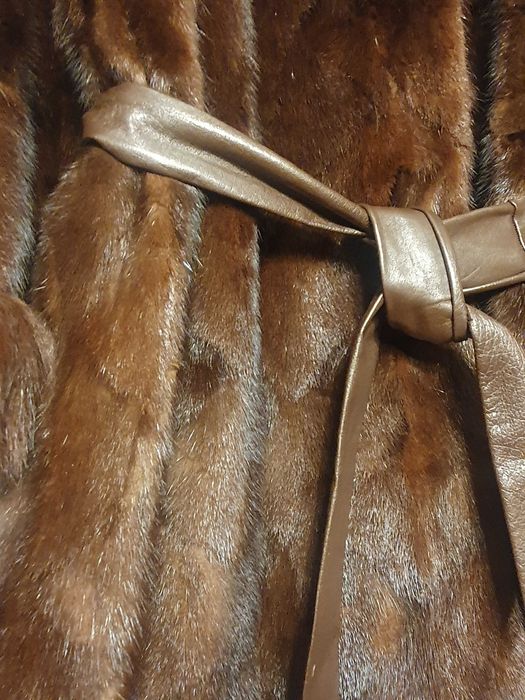 Италианско кожено палто Визон с качулка