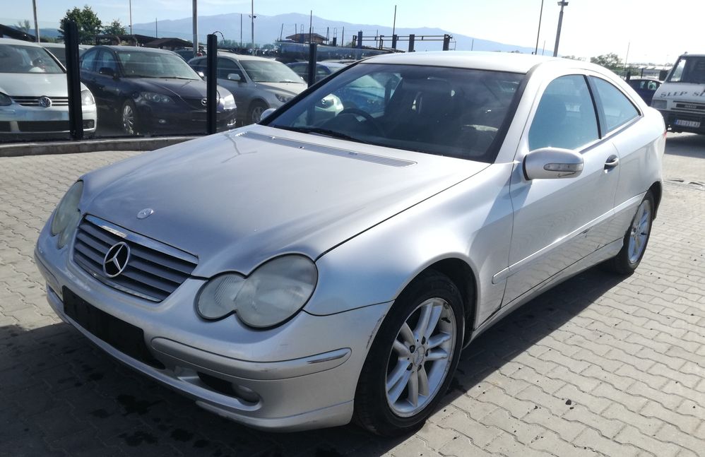 Mercedes C180,2003г/На части