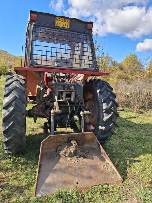 Tractor U650 cu troliu