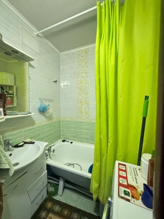 Продам 3 комнатную квартиру