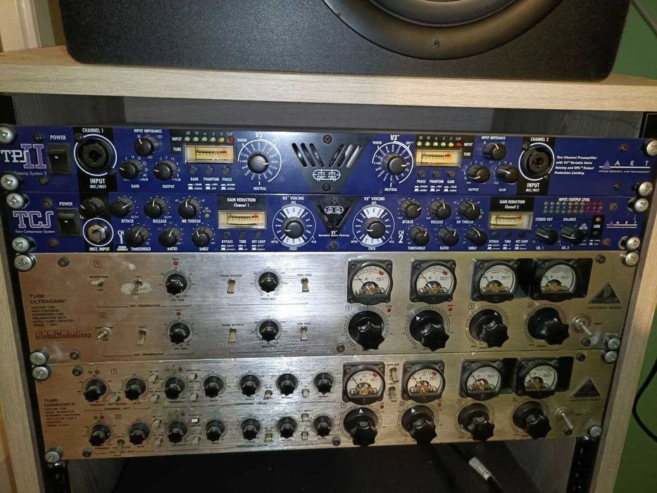 Vand ART TPS II Preamplificator pe lampi pentru microfon si insttr.