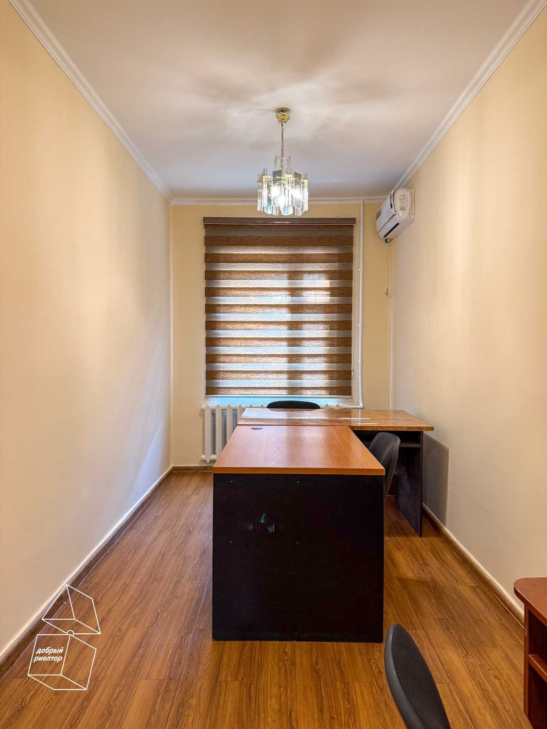 (Добрый) Офис возле метро Ташкент, 154 м², 1 этаж, Парковка