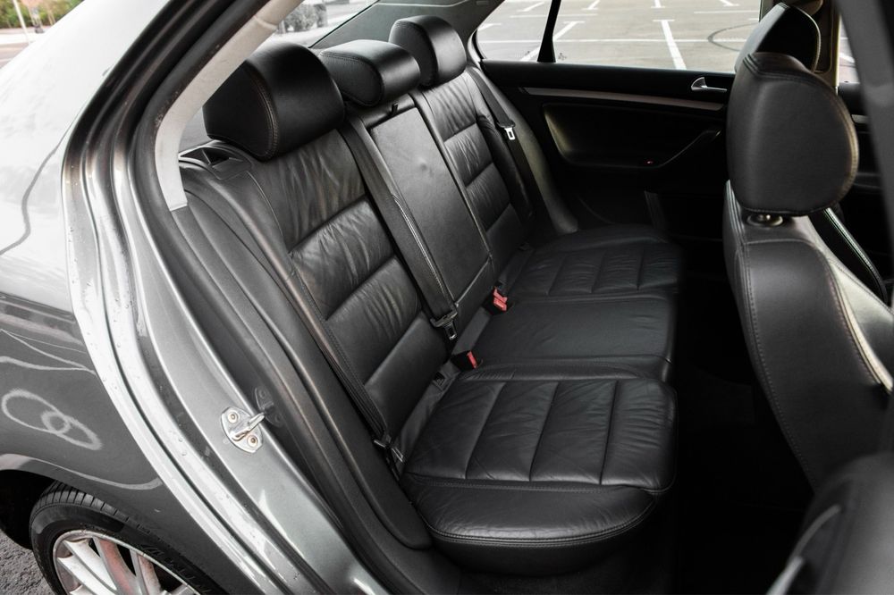 VW Jetta 1.9 105 cp, Piele, Incalzire, Senzori, NAVI