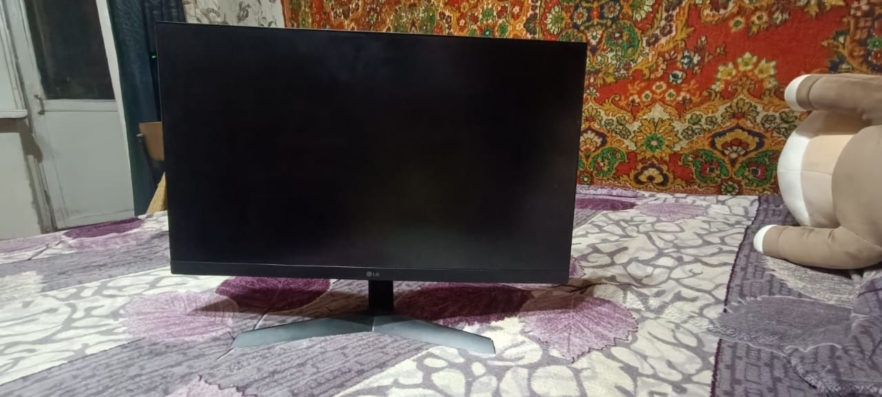 продаю монитор LG