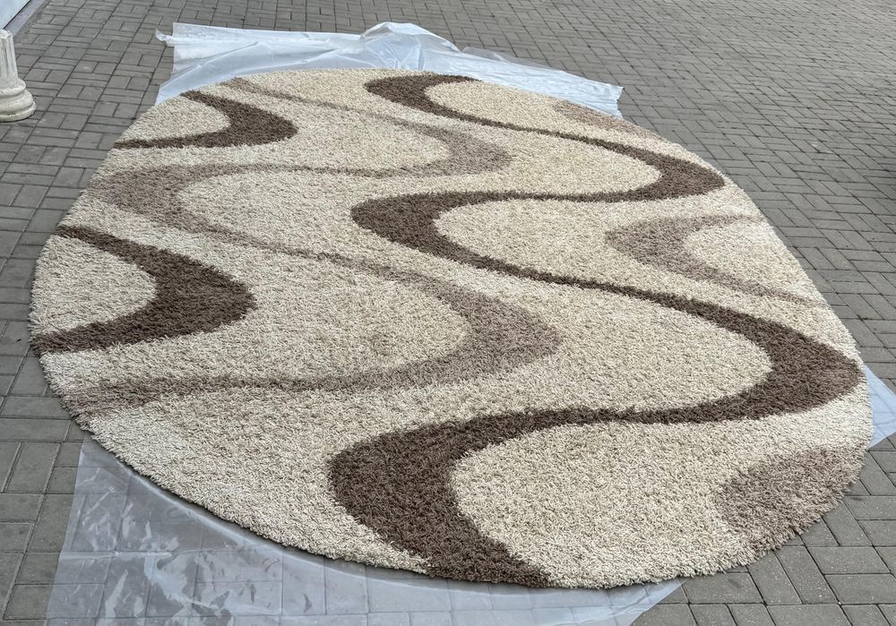 Vând covoare foarte putin folosite