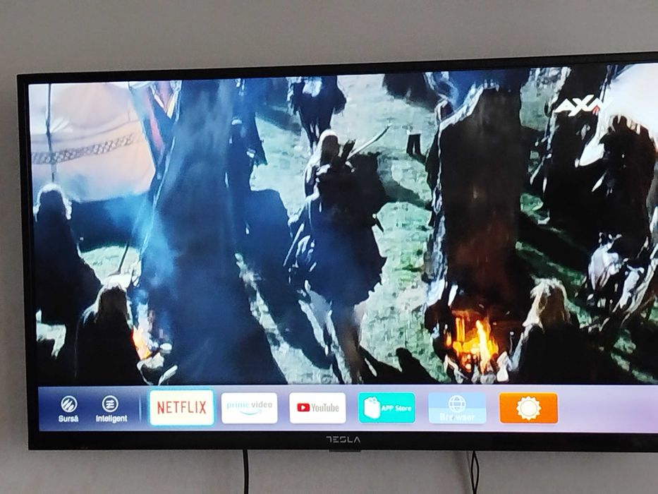 Televizor Tesla Smart Tv