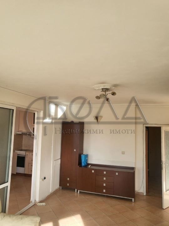 Продава се Двустаен апартамент в София, Люлин 6 - 77 кв.м за 1942 €/кв.м - Снимка #3