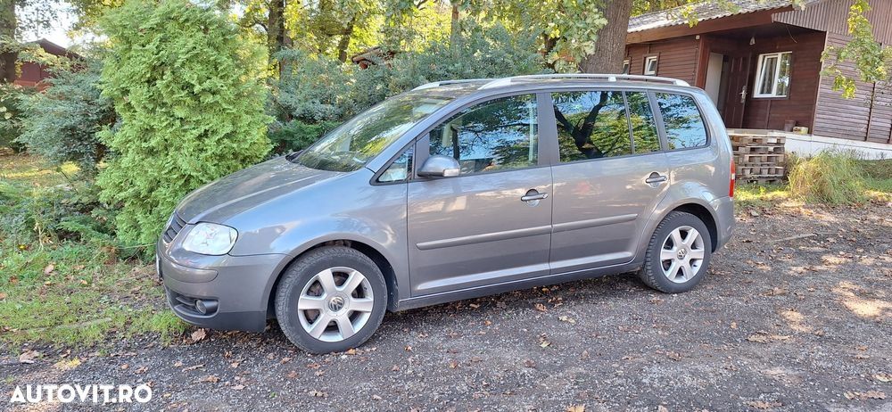 Vw Touran 2.0d 140 cp 7 locuri