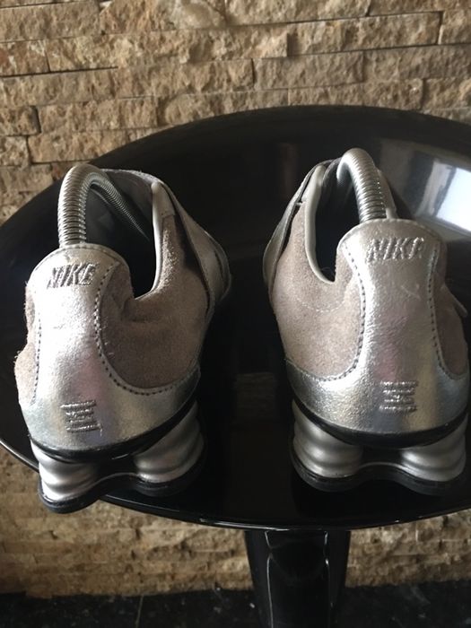 Nike Shox noi