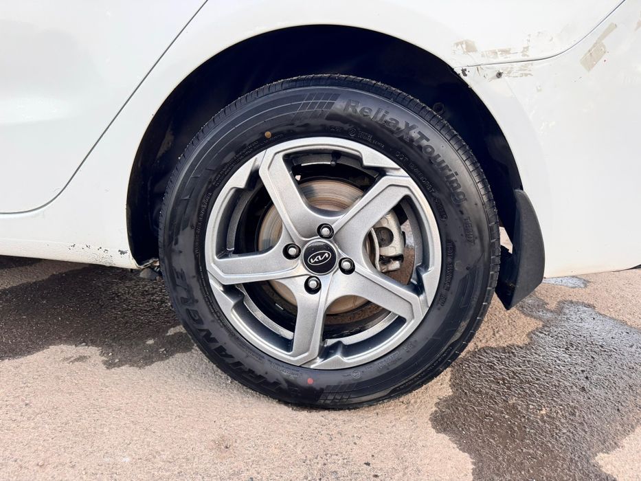 R15  4штук  диск  сатылады
