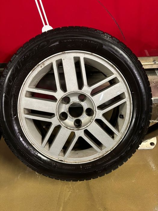 Roată R16 5x108 cauciuc m+s