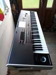 Orga Korg PA4x Oriental 76 clape ca nouă