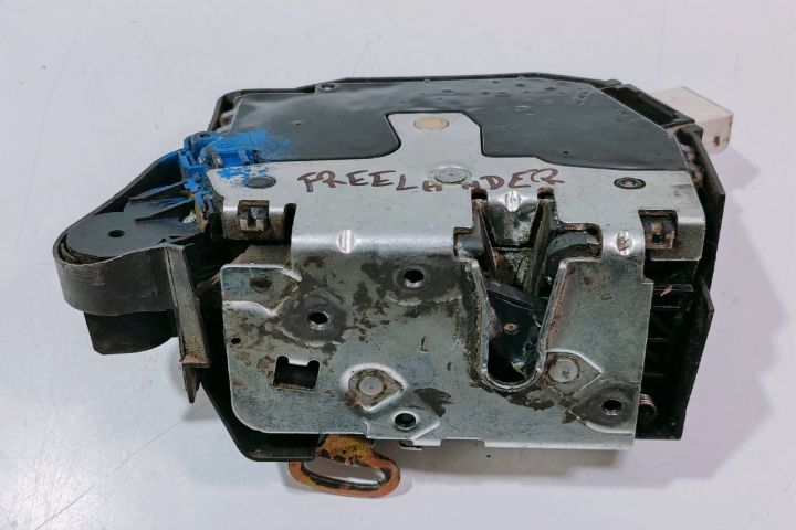 Broasca Usa stanga fata Land Rover Freelander prima generatie