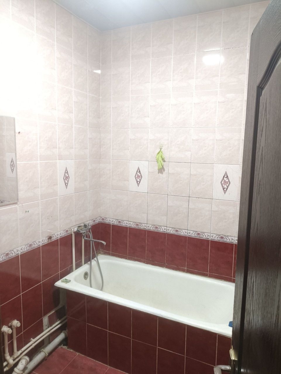 4 xonali kvartira sotiladi sergeli 7 da