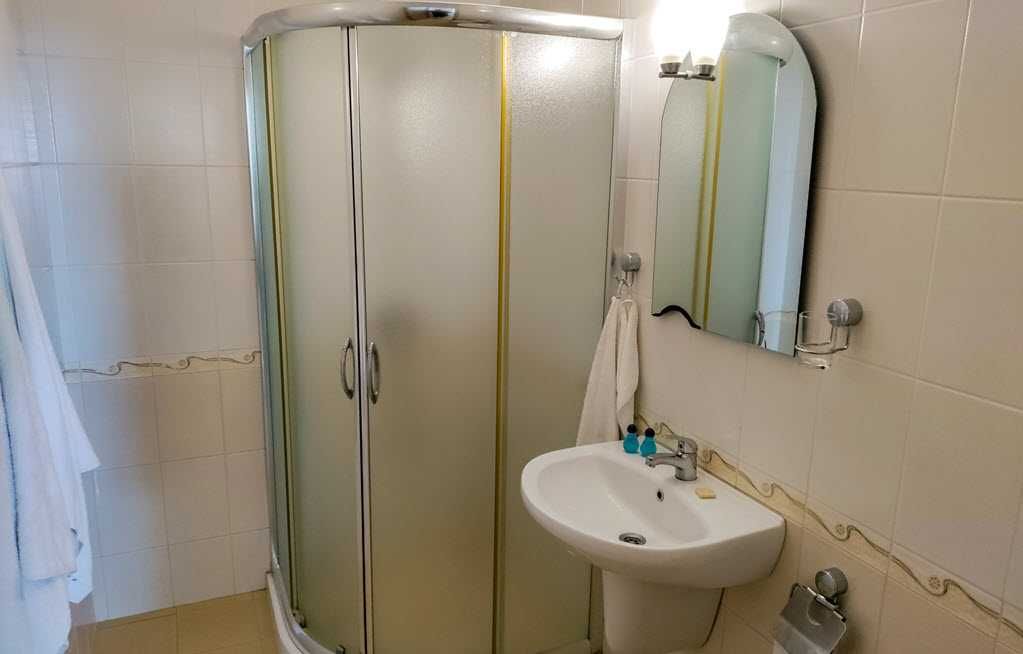 Продава се Тристаен апартамент в Каварна - 103 кв.м за 748 €/кв.м - Снимка #12