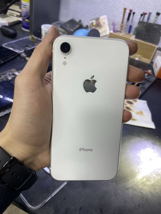 Iphone Xr 64gb. Sim kartasiz iclouddan ochilgan.