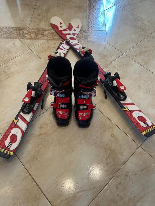 Set schiuri+clapari pentru copii.