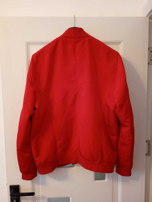 Vand jacheta rosie Bomber, Zara man, noua, fara eticheta!