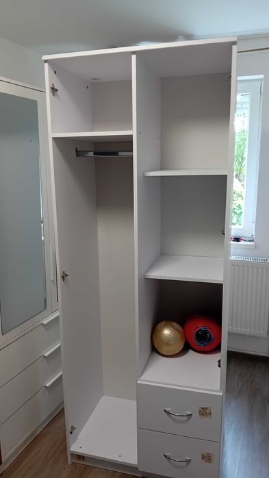 Vand dulap/sifonier stare buna