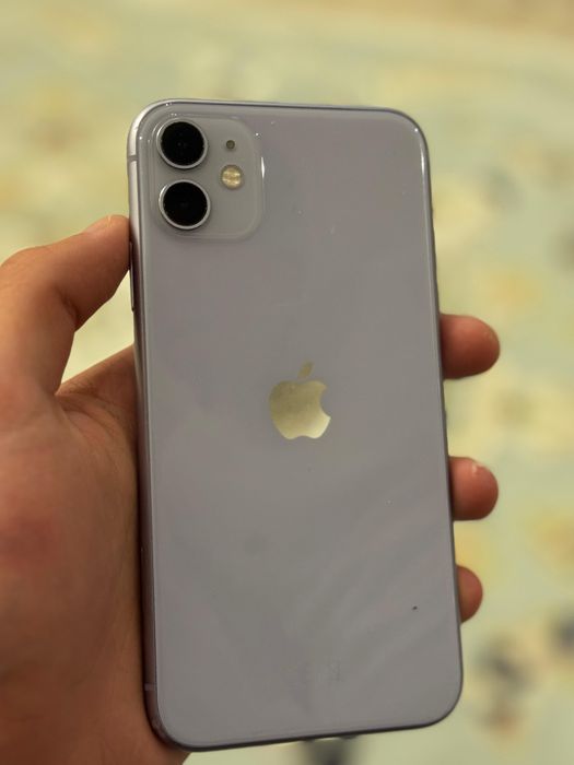 iPhone 11 в хорошем состоянии
