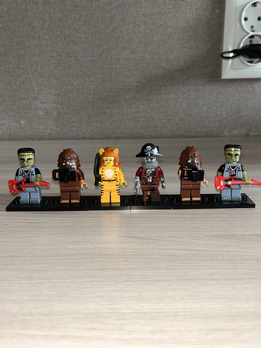 Лего мини фигурки