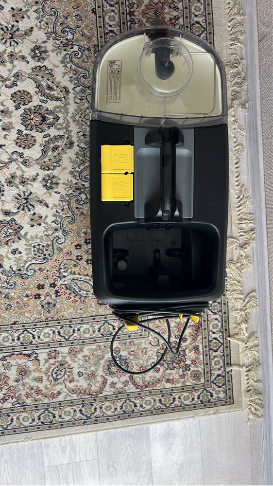 Пылесос Karcher Puzzi 10/1 серый