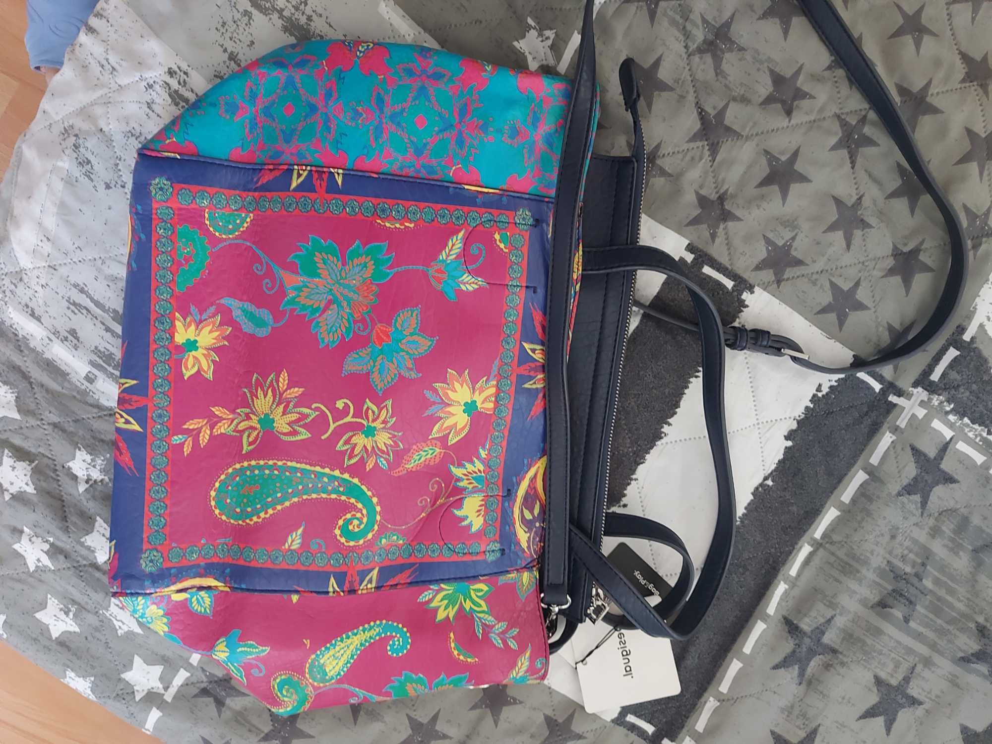 Чанта desigual нова