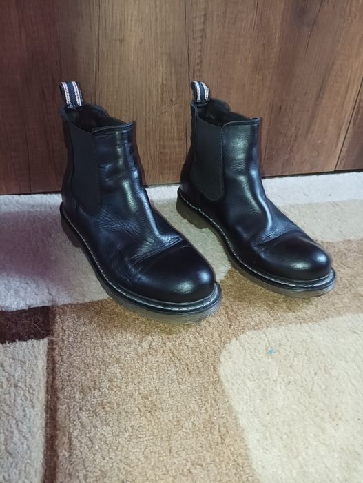 Естествена кожа 38 номер два чифта