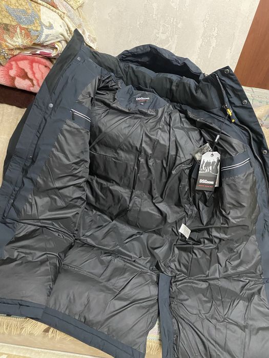 Продам куртку на зиму АБСОЛЮТНО НОВУЮ!