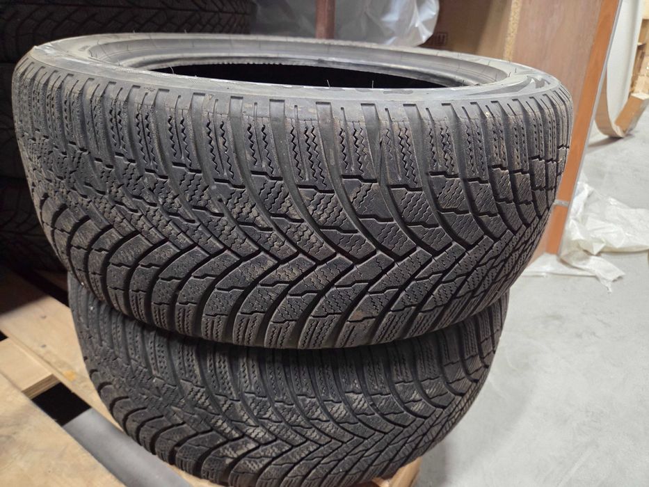 Зимни гуми Firestone 225/50/17 DOT 2022