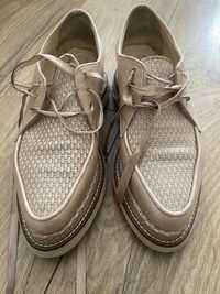 Vând pantofi tip Oxford , mărime 35