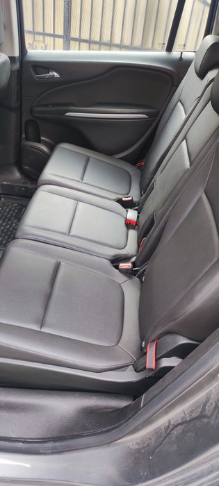 Zafira 7 locuri km putini