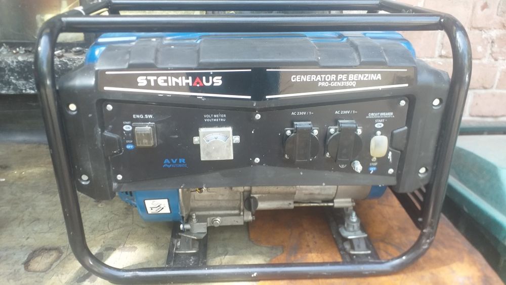 Vand 2 generatoare curent pe benzina