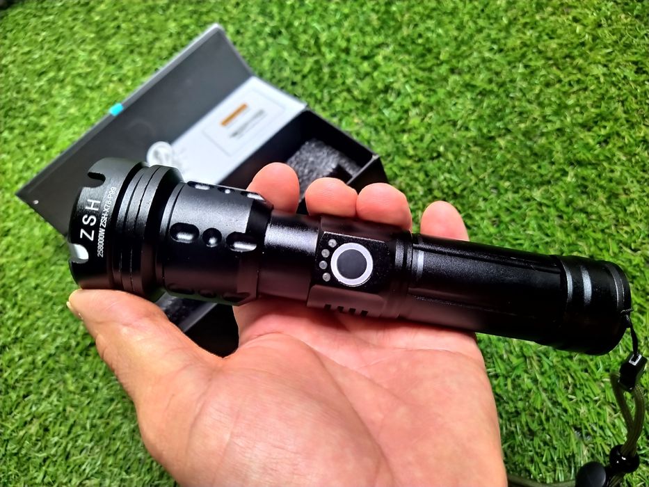 Lanterna cu Led XHP99 cu 9 nuclee,  Pescuit,  Vanatoare,  Camping