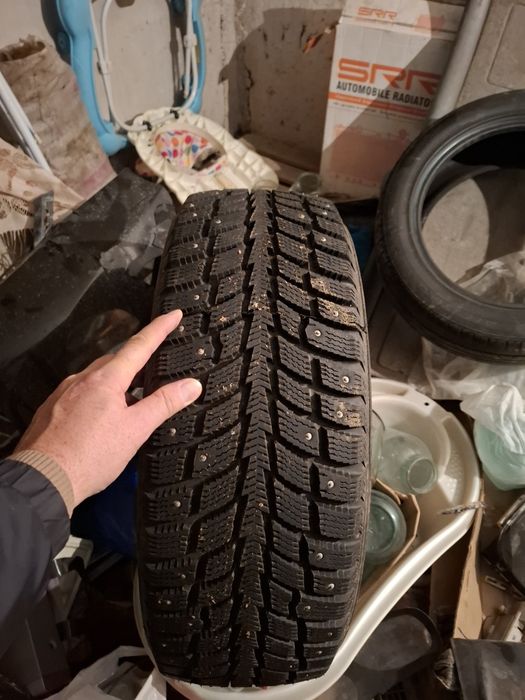 Продам шину почти новый