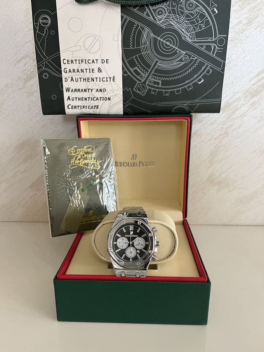 Часовник Audemars Piguet (AP) Royal Oak
Chronograph