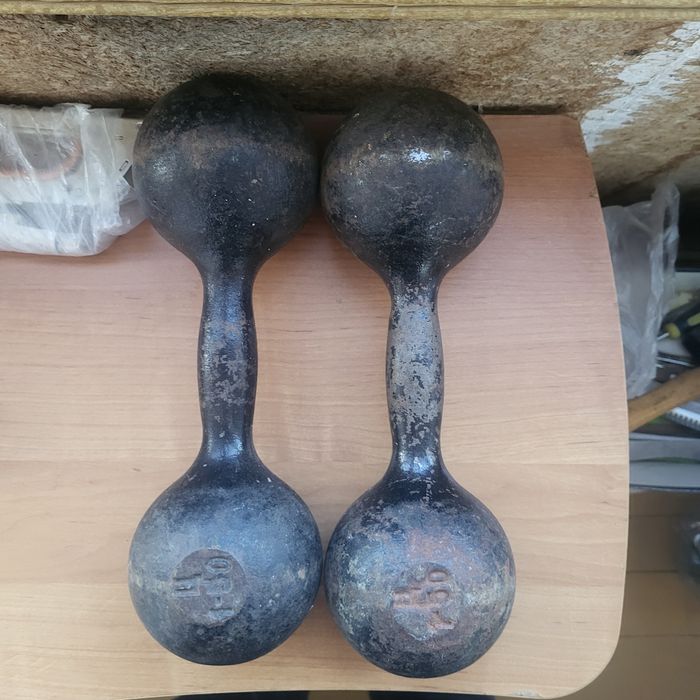 продам гантели 8 кг