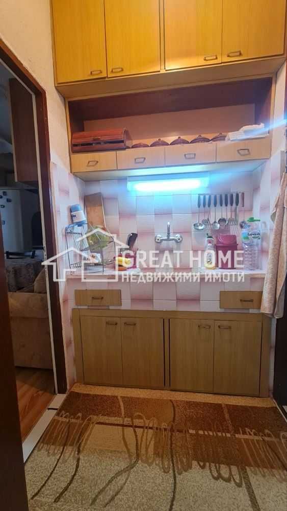 Продава се Тристаен апартамент в Търговище, Запад 2 - 65 кв.м за 1091 €/кв.м - Снимка #14