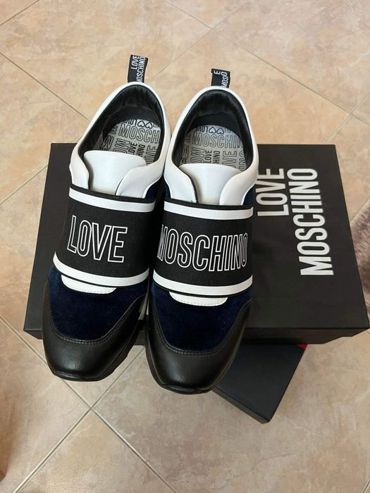 Дамски кецове и маратонки